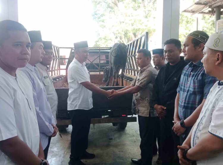 Bupati Langkat Serahkan Hewan Kurban ke Rutan Kelas IIB Tanjung Pura
