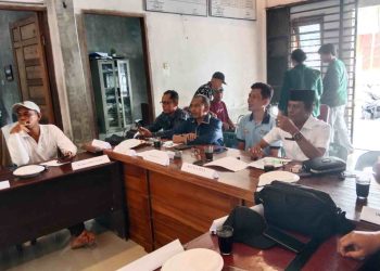 Mahasiswa KKN USU Kelompok IV Gelar FGD Bersama Pemerintahan Desa Pematang Tengah Bahas Dampak Banjir