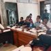 Mahasiswa KKN USU Kelompok IV Gelar FGD Bersama Pemerintahan Desa Pematang Tengah Bahas Dampak Banjir