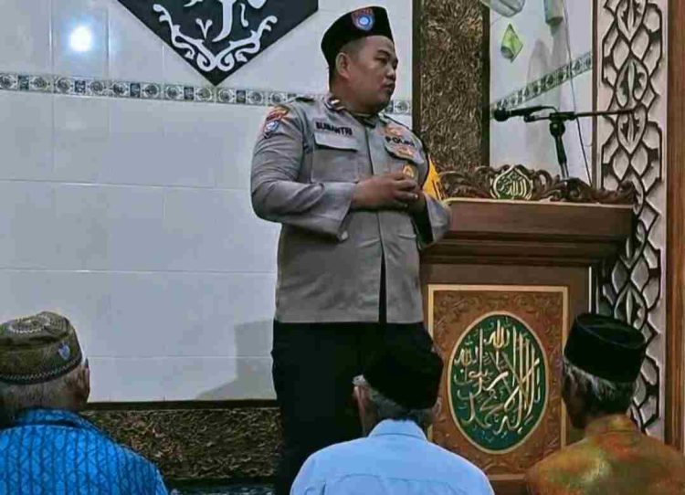 Mas Bhabin Sidomukti Ajak Warga Jaga Kamtibmas Jelang Pengesahan PSHT