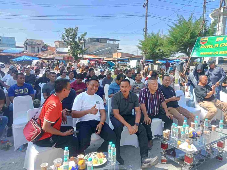 Dandenpom I/5 Medan Gelar Nobar Piala Dunia Bersama Masyarakat Belawan