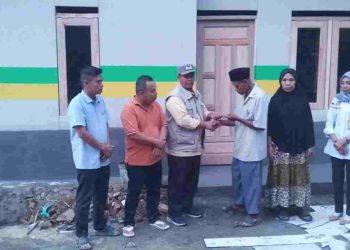 Camat Pematang Jaya Berkolaborasi dengan BAZNAS Langkat Bedah Dua Rumah Warga