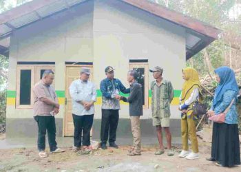 Puluhan Tahun Menanti, Akhirnya Ujang Suhardi Miliki Rumah Layak Huni